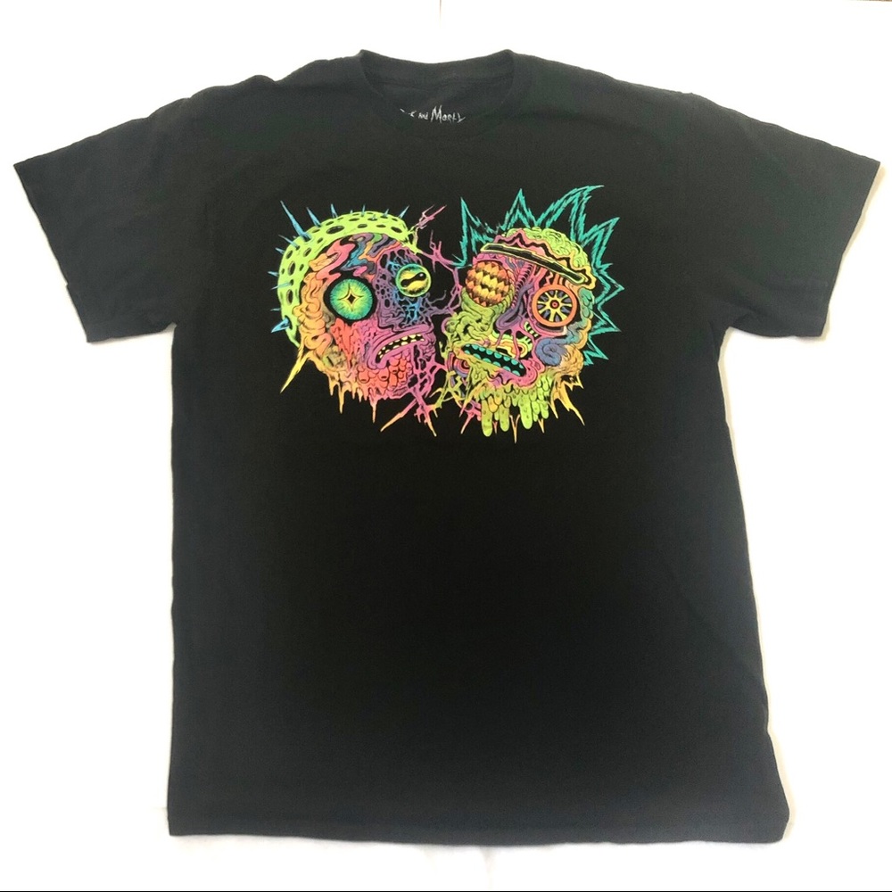 5/$25 Rick & Morty graphic tee size M